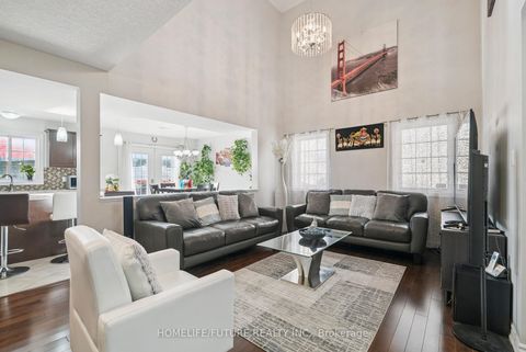 Photo 5 at 2048 Mcneil Street, Alcona, Innisfil