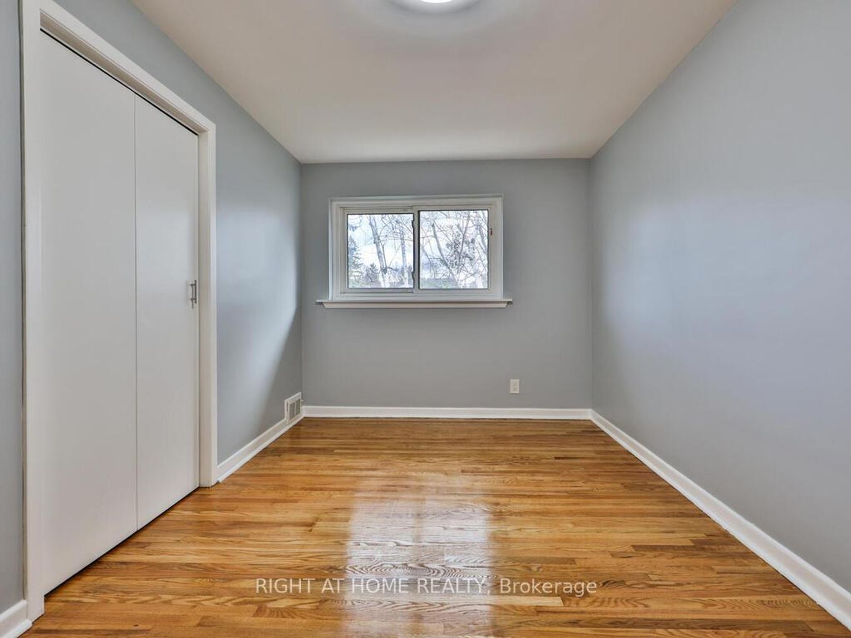 Photo 21 at 9 Allister Avenue, Cliffcrest, Toronto