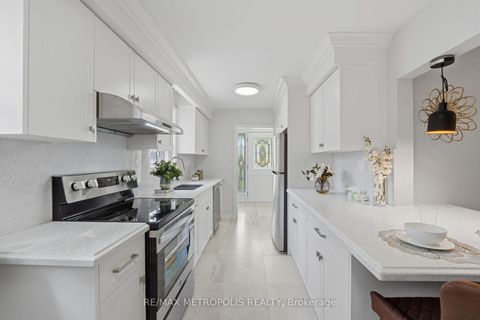 Photo 11 at 23 Lochleven Drive, Scarborough Village, Toronto