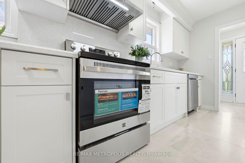 Photo 13 at 23 Lochleven Drive, Scarborough Village, Toronto