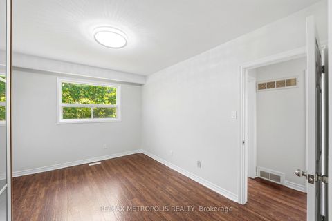 Photo 23 at 23 Lochleven Drive, Scarborough Village, Toronto