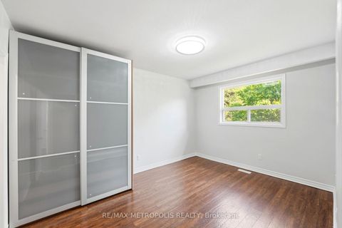 Photo 24 at 23 Lochleven Drive, Scarborough Village, Toronto