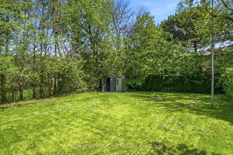 Photo 39 at 23 Lochleven Drive, Scarborough Village, Toronto