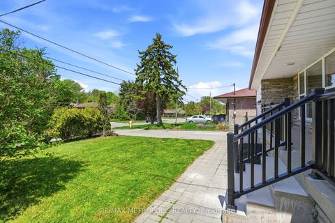 Photo 42 at 23 Lochleven Drive, Scarborough Village, Toronto