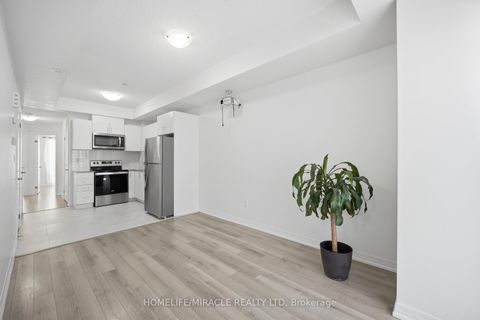 Photo 5 at 18 - 30 Liben Way, Malvern, Toronto