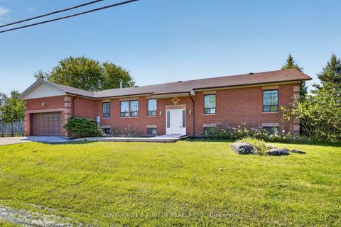 Photo 2 at 909 Lebanon Drive, Alcona, Innisfil