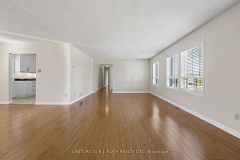 Photo 19 at 909 Lebanon Drive, Alcona, Innisfil