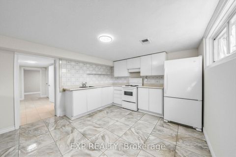 Photo 35 at 177 Overbrook Place, Bathurst Manor, Toronto