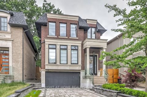 Photo 0 at 102 Parklea Drive, Leaside, Toronto