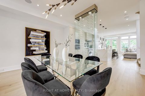 Photo 8 at 102 Parklea Drive, Leaside, Toronto