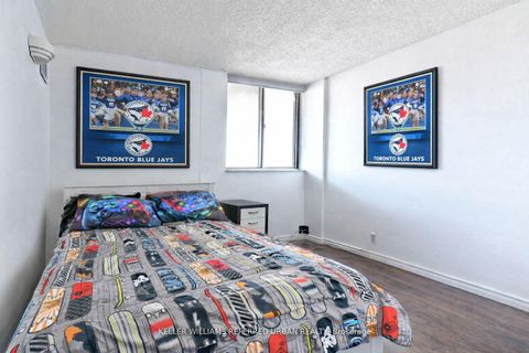Photo 10 at 1811 - 10 Martha Eaton Way, Amesbury, Toronto