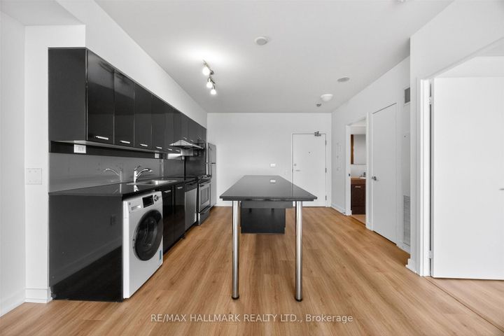 Photo 3 at PH16 - 19 Singer Court, Bayview Village, Toronto