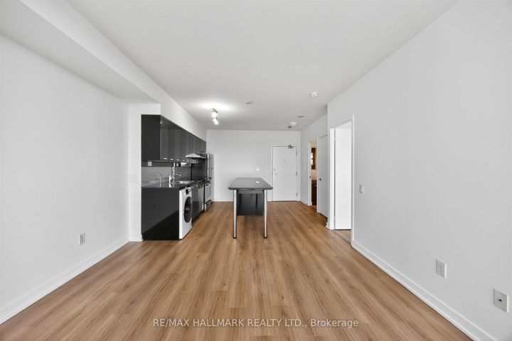 Photo 9 at PH16 - 19 Singer Court, Bayview Village, Toronto