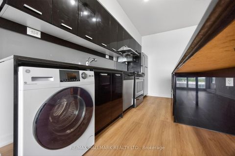 Photo 6 at PH16 - 19 Singer Court, Bayview Village, Toronto