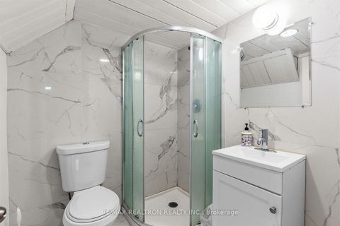 Photo 19 at 8 Gallacher Avenue, Oak Ridges, Richmond Hill