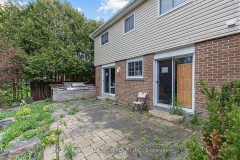 Photo 39 at 8 Gallacher Avenue, Oak Ridges, Richmond Hill