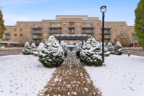 Photo 3 at 210 - 2506 Rutherford Road, Maple, Vaughan
