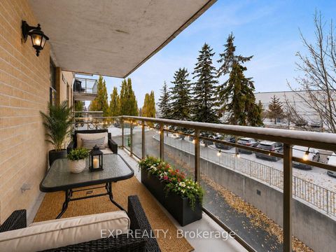 Photo 28 at 210 - 2506 Rutherford Road, Maple, Vaughan