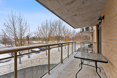 Photo 30 at 210 - 2506 Rutherford Road, Maple, Vaughan