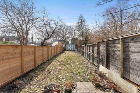 Photo 10 at 8 Woodlee Road, Danforth, Toronto