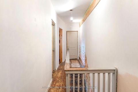 Photo 11 at 8 Woodlee Road, Danforth, Toronto