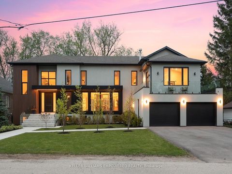 Photo 1 at 49 Fergus Avenue, Oak Ridges Lake Wilcox, Richmond Hill