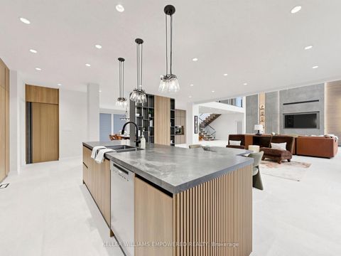 Photo 13 at 49 Fergus Avenue, Oak Ridges Lake Wilcox, Richmond Hill