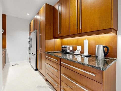 Photo 17 at 49 Fergus Avenue, Oak Ridges Lake Wilcox, Richmond Hill