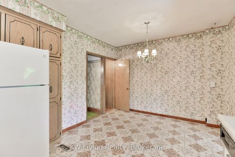 Photo 4 at 599 Durie Street, Bloor West Village, Toronto