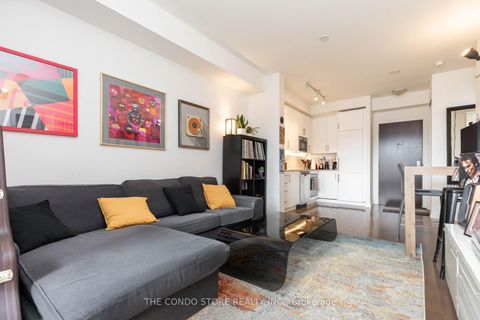 Photo 4 at 611 - 460 Adelaide Street E, Moss Park, Toronto