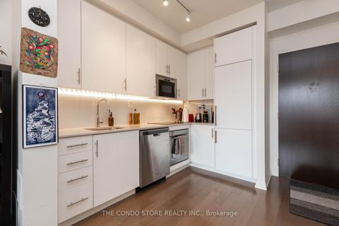 Photo 10 at 611 - 460 Adelaide Street E, Moss Park, Toronto