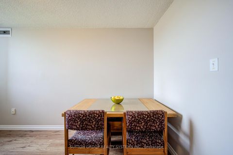Photo 16 at 806 - 10 Muirhead Road, Pleasant View, Toronto