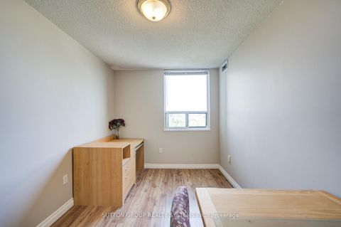 Photo 17 at 806 - 10 Muirhead Road, Pleasant View, Toronto