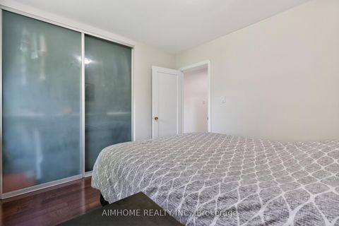 Photo 7 at 140 Meighen Avenue, East York, Toronto