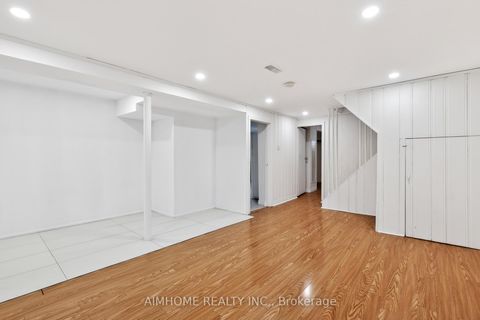 Photo 12 at 140 Meighen Avenue, East York, Toronto