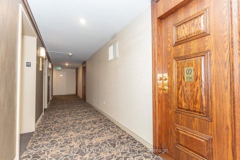 Photo 4 at 1706 - 3 Pemberton Avenue, Newtonbrook East, Toronto
