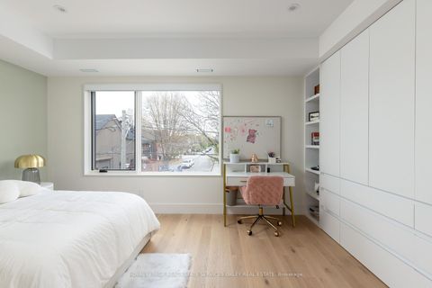 Photo 16 at 305 Manning Avenue, Bellwoods, Toronto