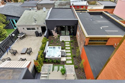 Photo 27 at 305 Manning Avenue, Bellwoods, Toronto