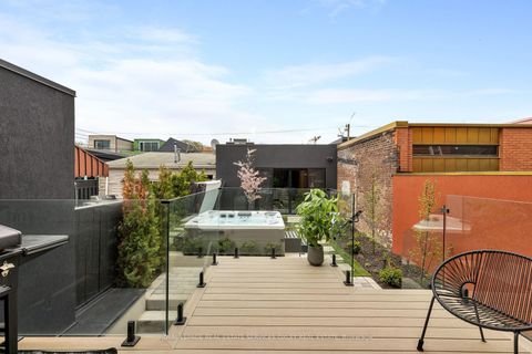 Photo 38 at 305 Manning Avenue, Bellwoods, Toronto