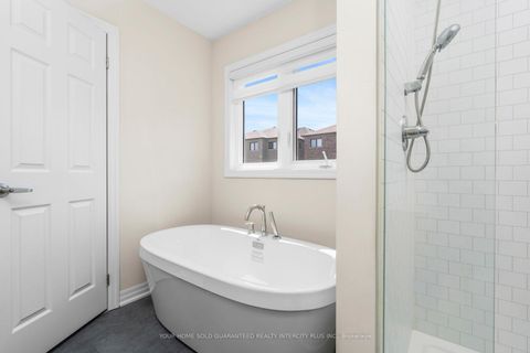 Photo 23 at 17 Stennett Drive, Keswick North, Georgina