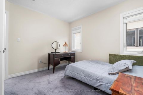 Photo 25 at 17 Stennett Drive, Keswick North, Georgina