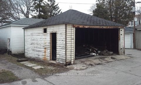 Photo 14 at 107R Woodfield Road, Coxwell, Toronto