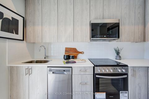 Photo 11 at 1403 - 15 Ellerslie Avenue, Willowdale West, Toronto