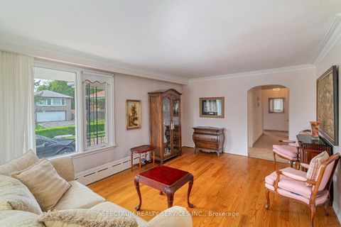 Photo 10 at 22 Barksdale Avenue, Bathurst Manor, Toronto