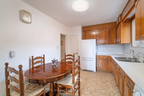 Photo 14 at 22 Barksdale Avenue, Bathurst Manor, Toronto