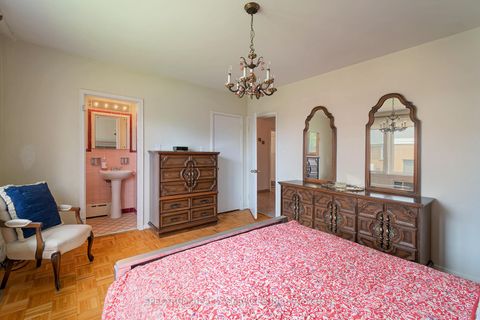Photo 20 at 22 Barksdale Avenue, Bathurst Manor, Toronto