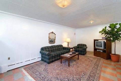 Photo 33 at 22 Barksdale Avenue, Bathurst Manor, Toronto