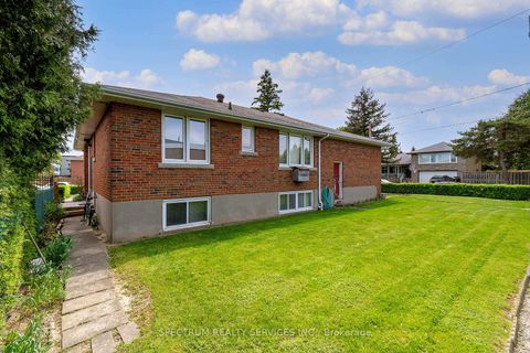 Photo 39 at 22 Barksdale Avenue, Bathurst Manor, Toronto