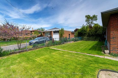 Photo 43 at 22 Barksdale Avenue, Bathurst Manor, Toronto