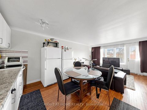 Photo 19 at 73 Garthdale Court, Bathurst Manor, Toronto